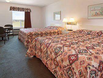Super 8 By Wyndham Meadow Lake Εξωτερικό φωτογραφία