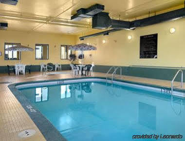 Super 8 By Wyndham Meadow Lake Εξωτερικό φωτογραφία